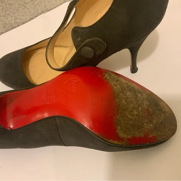 Christian Louboutin Suede Pumps Women's Size: 7.5 | IT 37.5 - Picture 6 of 9